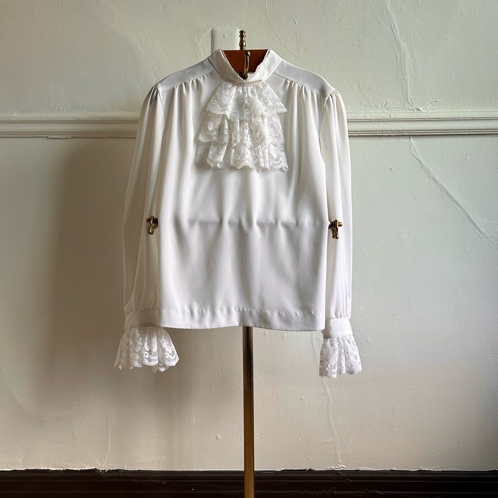 White Gothic Ruffled Lace Button-Up Micro-bullet Chiffon Long Sleeve Shirt